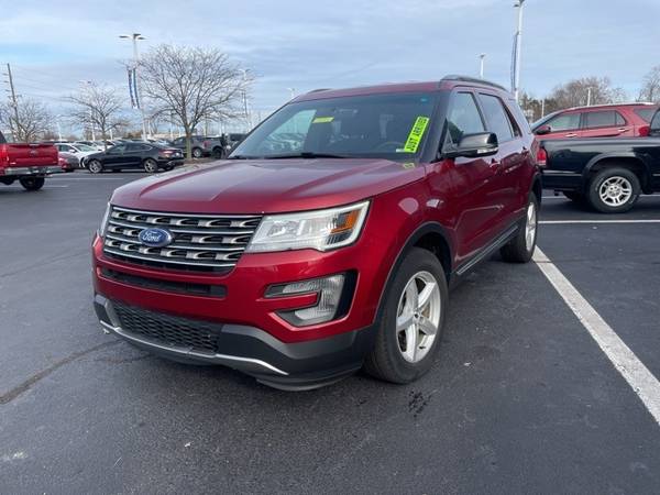 2017 Ford Explorer XLT - - by dealer - vehicle for sale in Plainfield, IN – photo 11