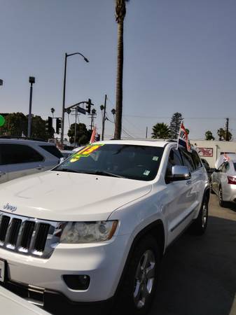 2013 JEEP GRAND CHEROKEE - cars & trucks - by dealer - vehicle... for sale in Oxnard, CA