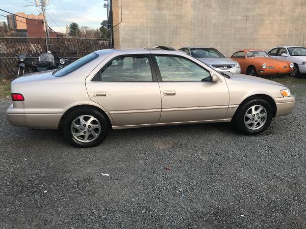 1998 TOYOTA CAMRY XLE 75K - cars & trucks - by dealer - vehicle... for sale in Alexandria, District Of Columbia – photo 7