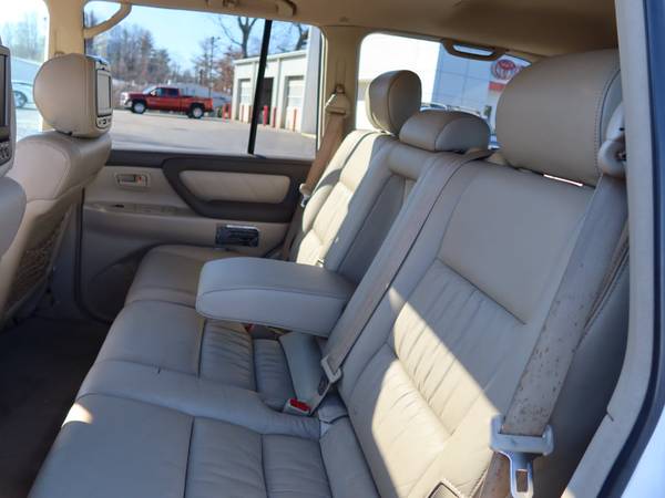 2006 Toyota Land Cruiser - cars & trucks - by dealer - vehicle... for sale in Hendersonville, NC – photo 17