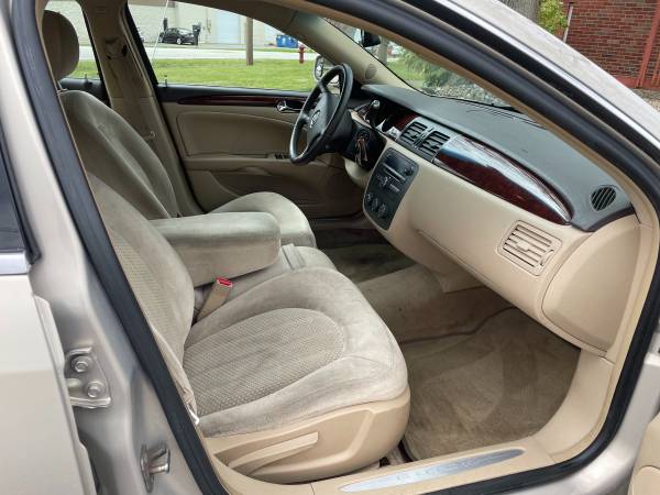 CLEAN 2008 Buick Lucerne - - by dealer - vehicle for sale in Akron, OH – photo 9