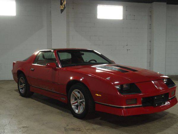 1986 CHEVROLET CAMARO - FINANCING AVAILABLE-Indoor Showroom! for sale in PARMA, OH – photo 5