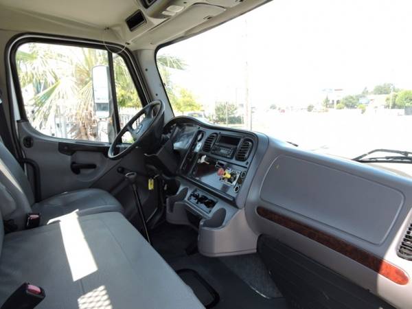 2009 FREIGHTLINER BUSINESS CLASS M2 16 FOOT FLATBED with for sale in Grand Prairie, TX – photo 17