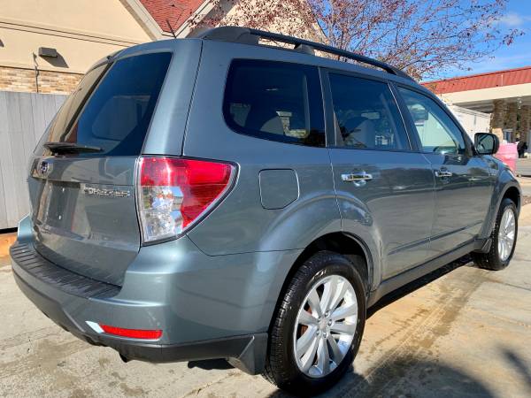 2011 Subaru Forester Premium 2.5i AWD Navigation Sunroof Loaded for sale in Cottage Grove, WI – photo 7