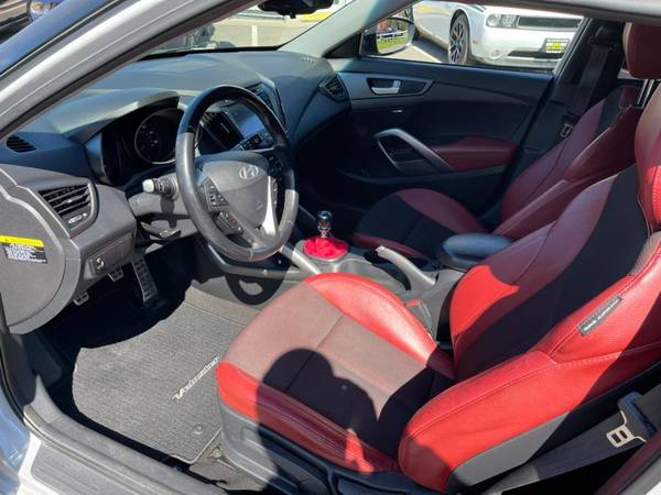 Check Out This Spotless 2014 Hyundai Veloster with 77, 422 for sale in South Windsor, CT – photo 12