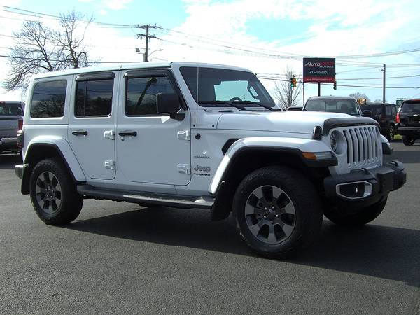 ► 2019 JEEP WRANGLER UNLIMITED SAHARA - TOTALLY LOADED WITH OPTIONS... for sale in Feeding Hills, NY – photo 7