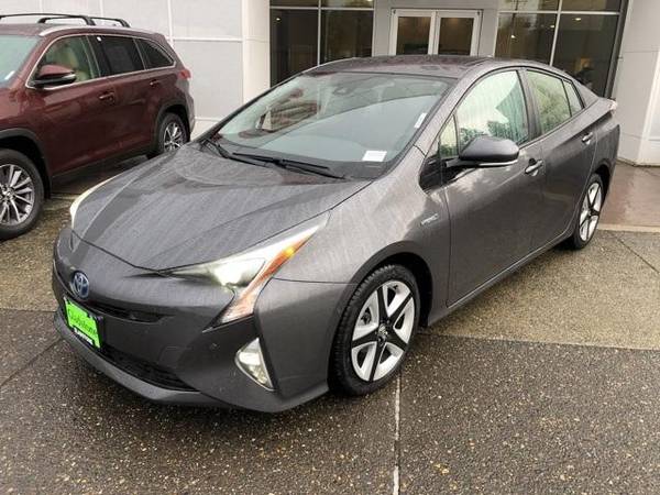 2017 Toyota Prius Four Touring CALL/TEXT - cars & trucks - by dealer... for sale in Gladstone, OR – photo 2