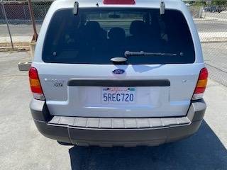 2006 Ford Escape 4dr 3 0L XLT - - by dealer - vehicle for sale in Victorville , CA – photo 3