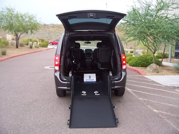 2017 Dodge Grand Caravan GT Wheelchair Handicap Mobility Van Best Buy for sale in Phoenix, AZ – photo 12