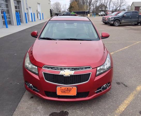 2012 Chevy Chevrolet Cruze LT with 2LT hatchback Red for sale in Thorp, WI – photo 11