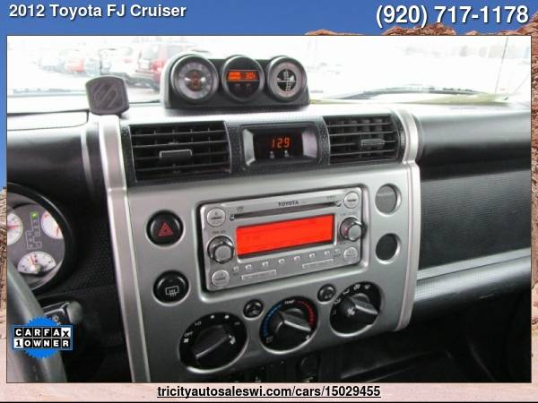 2012 TOYOTA FJ CRUISER BASE 4X4 4DR SUV 5A Family owned since 1971 for sale in MENASHA, WI – photo 15