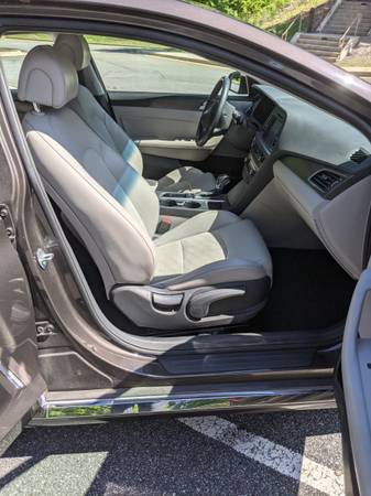 2015 Hyundai Sonata Sport - Clean, Tons of Extra, Well Maintained for sale in Lebanon, GA – photo 4
