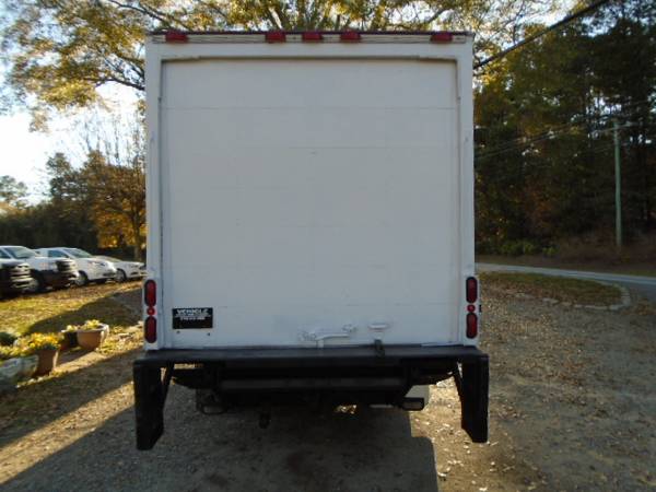 2009 ISUZU NPR HD BOX/LIFTGATE - cars & trucks - by dealer - vehicle... for sale in Cumming, GA – photo 11
