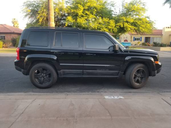 2013 Jeep patriot low milage clean title for sale in Chandler, AZ – photo 6