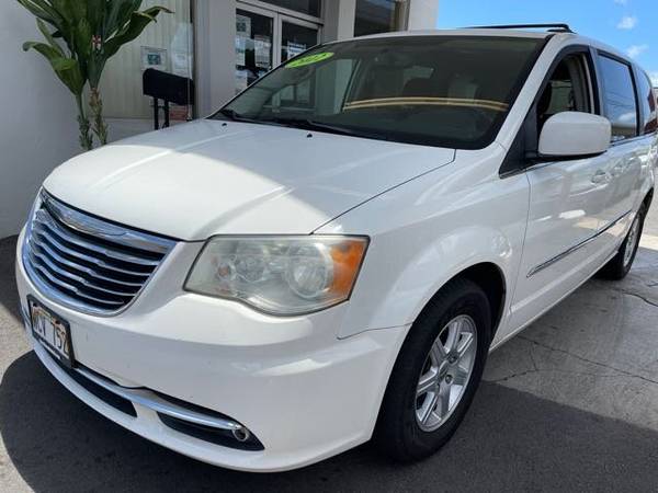 2012 Chrysler Town & Country Touring - - by dealer for sale in Pearl City, HI – photo 3