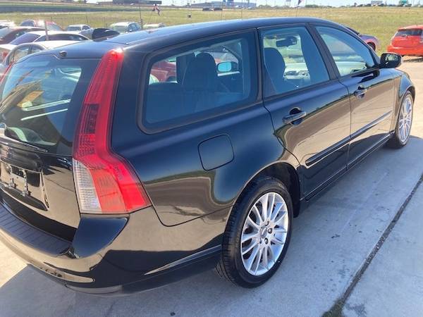 2009 Volvo V50 4dr Wgn 2.4L FWD Extra Clean! - cars & trucks - by... for sale in Killeen, TX – photo 7