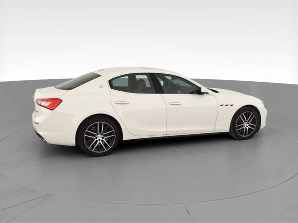 2018 Maserati Ghibli S Q4 Sedan 4D sedan White - FINANCE ONLINE -... for sale in Kansas City, MO – photo 12