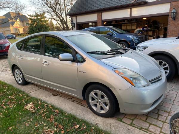 2009 Toyota Prius - Good Condition - cars & trucks - by owner -... for sale in Rochester Hills, MI – photo 3