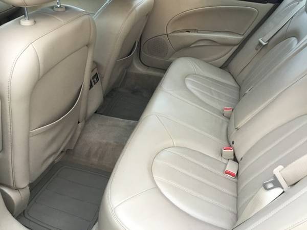 2008 Buick Lucerne CXS - cars & trucks - by owner - vehicle... for sale in Cumberland, RI – photo 10