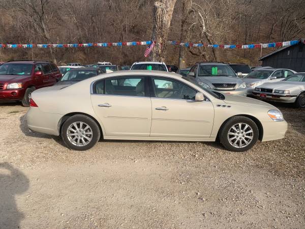 2011 BUICK LUCERNE CXL - LOADED ***** ONLY 130K MILES ***** RUNS... for sale in Kansas City, MO – photo 3