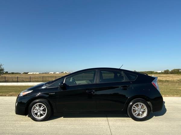 2011 Toyota Prius! Clean title! Zero Accidents! Zero Issues! for sale in Fort Worth, TX – photo 2