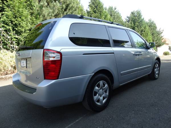 2008 *Kia* *Sedona EX Capt.chair* *Low Miles, Warranty, for sale in Forest Grove, OR – photo 5