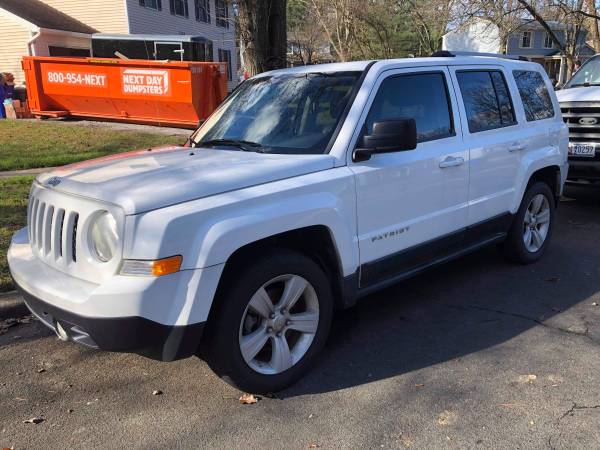 2011 JEEP PATRIOT LATITUDE - cars & trucks - by owner - vehicle... for sale in Silver Spring, District Of Columbia – photo 4