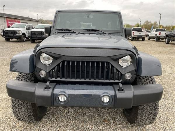 2017 Jeep Wrangler Unlimited Sahara **Chillicothe Truck Southern... for sale in Chillicothe, WV – photo 2