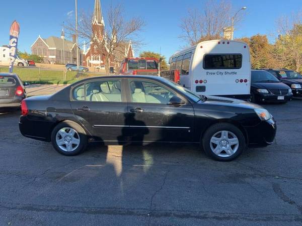 06 Chevrolet Malibu - cars & trucks - by dealer - vehicle automotive... for sale in milwaukee, WI – photo 3