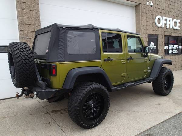 2008 Jeep Wrangler unlimited, 6 cyl, auto, 4 inch lift, SHARP! for sale in Chicopee, MA – photo 4