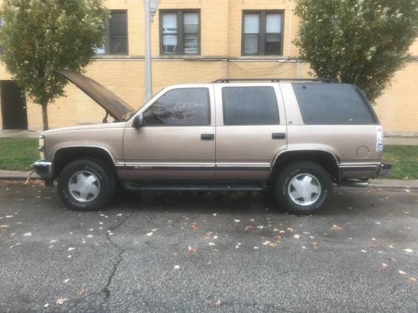 95 Chevy Tahoe - cars & trucks - by owner - vehicle automotive sale for sale in Chicago, IL – photo 2