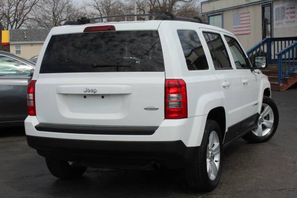 2014 JEEP PATRIOT LATITUDE Heated Seats 90 DAY WARRANTY for sale in Highland, IL – photo 8