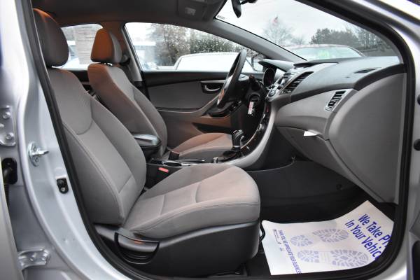 2016 Hyundai Elantra SE - Excellent Condition - Best Deal - cars &... for sale in Lynchburg, VA – photo 21