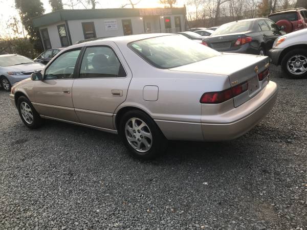 1998 TOYOTA CAMRY XLE 75K - cars & trucks - by dealer - vehicle... for sale in Alexandria, District Of Columbia – photo 4