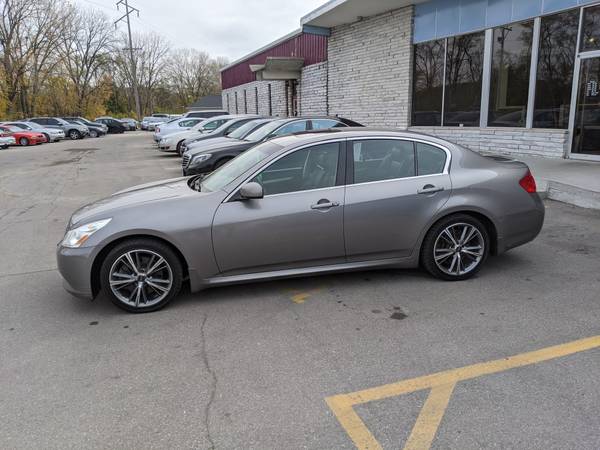 2008 Infinity G35 - cars & trucks - by dealer - vehicle automotive... for sale in Evansdale, IA – photo 4