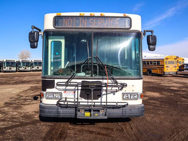 05 Gillg Low Floor 40 Bus for sale in Fountain, CO – photo 6