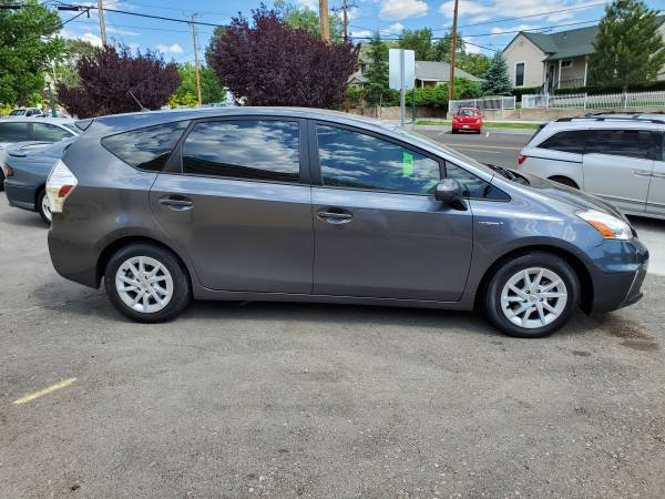 2012 TOYOTA PRIUS **V** EXTRA CLEAN** CLEAN TITLE** LOCAL TOYOTA** -... for sale in Prescott, AZ – photo 2