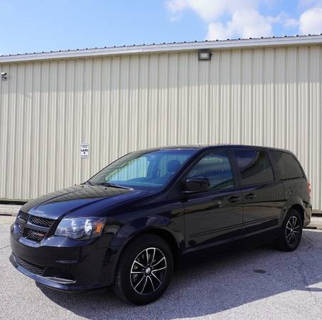2017 Dodge Grand Caravan SE - - by dealer - vehicle for sale in New haven, IN – photo 6