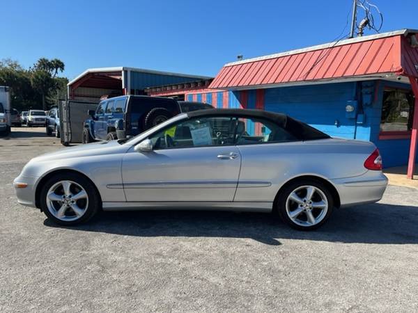 2005 Mercedes-Benz CLK320 Convertible - LOW DOWN! for sale in Melbourne , FL – photo 3