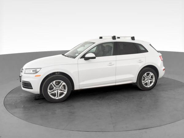 2019 Audi Q5 Premium Sport Utility 4D suv White - FINANCE ONLINE -... for sale in Chicago, IL – photo 4