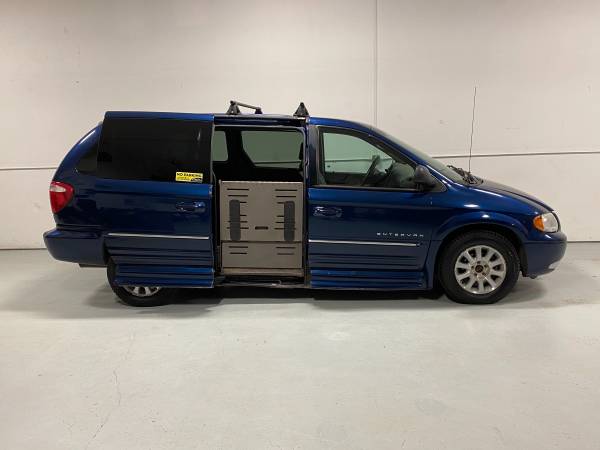 Wheelchair Accessible Dodge Chrysler Town & Country for sale in Palmer, AK – photo 5