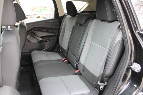 2015 Ford Escape SE AWD 4dr SUV Black, Only 80k, Ready for Winter -... for sale in Omaha, IA – photo 15