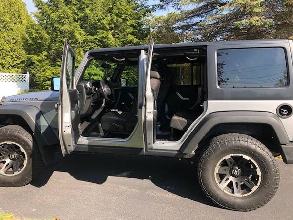2014 Jeep Wrangler Rubicon Unlimited Sport Utility w/ Hard & Soft... for sale in Upton, MA – photo 4