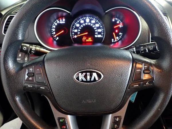 2014 Kia Sorento - - by dealer - vehicle automotive sale for sale in Gretna, IA – photo 3