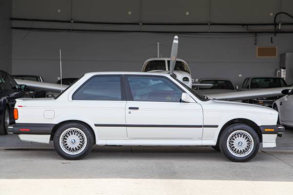 1988 BMW (E30) 325iX Coupe Alpine White/Cardinal Red 5-Speed AWD for sale in Lafayette, CO – photo 6