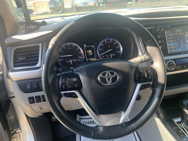 2018 Toyota HIGHLANDER SUV - - by dealer - vehicle for sale in Farmington, NM – photo 6