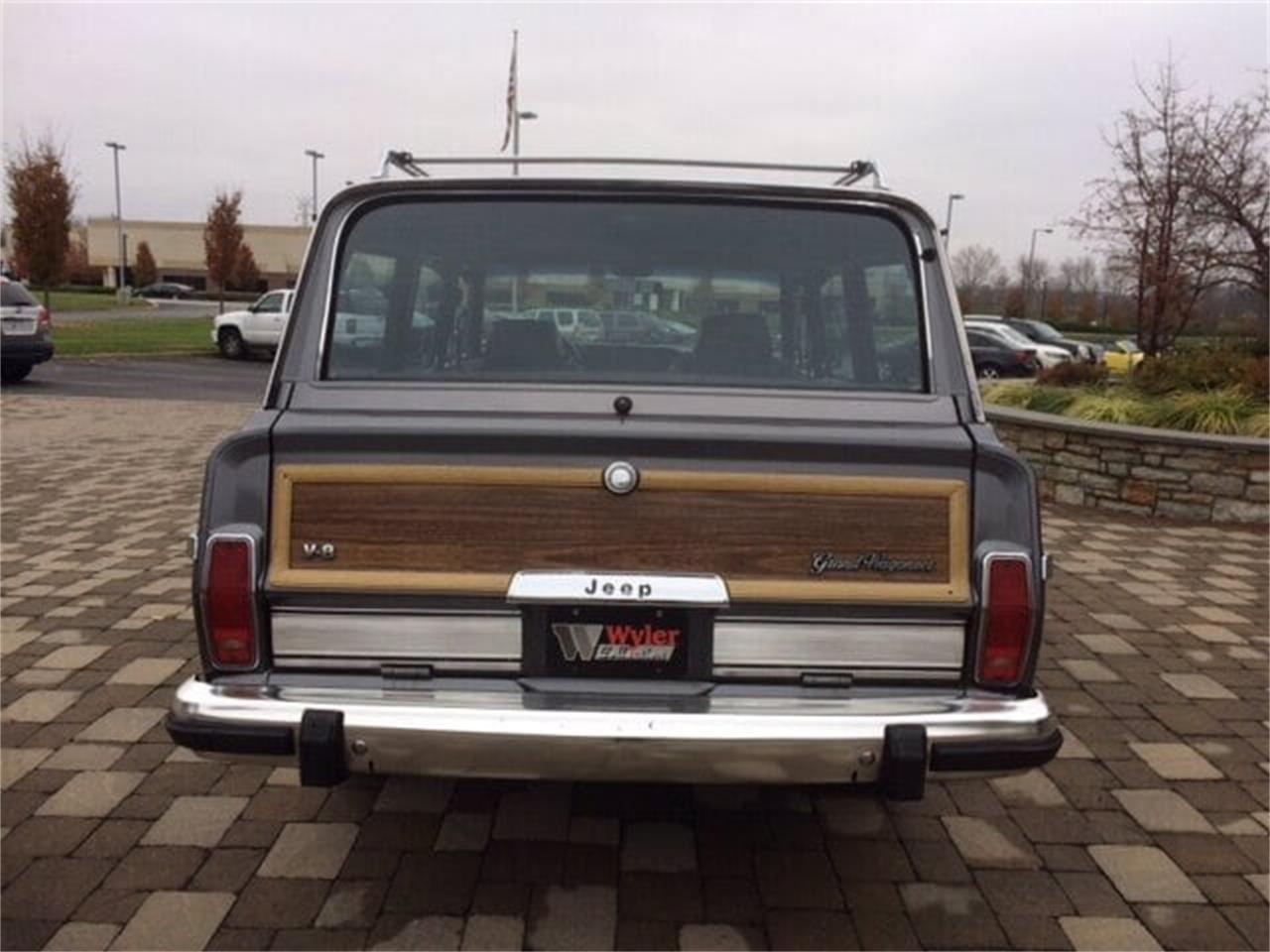1989 Jeep Grand Wagoneer for sale in Milford, OH – photo 6