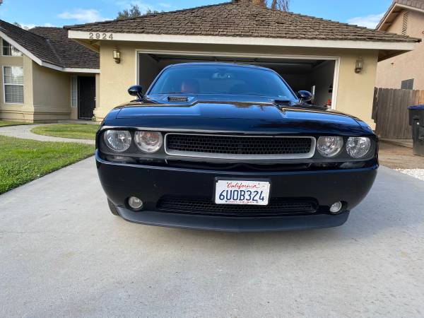 2013 DODGE CHALLENGER SXT ONE OWNER - cars & trucks - by owner -... for sale in Ivanhoe, CA – photo 2