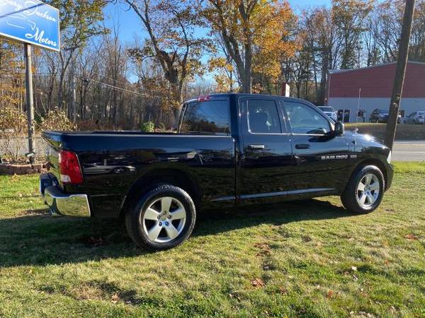 2012 RAM 1500 4WD Quad Cab 140.5 Express - cars & trucks - by dealer... for sale in North Oxford, MA – photo 12