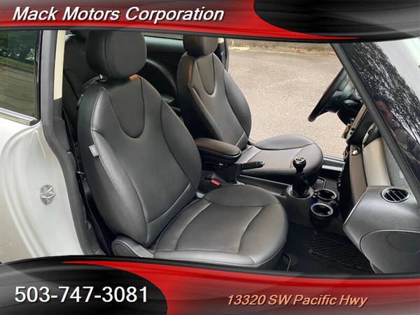 2013 Mini Cooper 1-Owner Only 29k Miles 6-SPEED **Panoramic Roof** -... for sale in Tigard, OR – photo 20